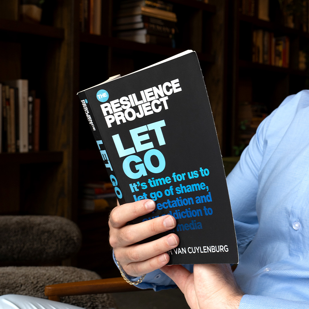 Book: Let Go - Image 3